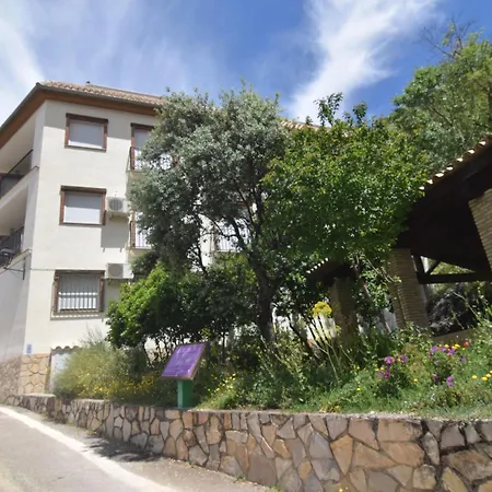 Hospedium Dlj Apartamentos Enjoy Cazorla La Iruela Exterior photo